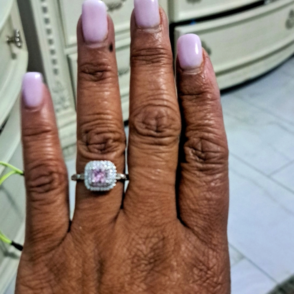 A beautiful, pink center stoned ring. NWOT